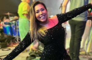 Vocalista do grupo Mastruz com Leite deixa banda após ser abusada por colega de trabalhoLarissa Ferreira disse que era insustentável continuar no grupo musical. Vocalista do grupo Mastruz com Leite deixa banda após ter sido abusa por colega de trabalho