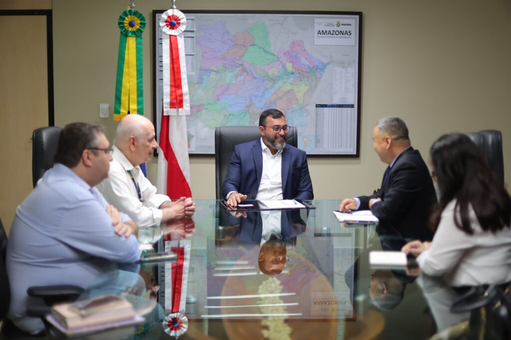 Wilson Lima reúne com representantes de empresa de veículos elétricos e destaca importância da transição para transportes sustentáveis