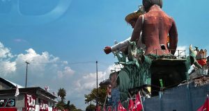 Eleição ao lado do Galpão de Alegorias do Caprichoso levanta preocupações de segurança, alerta Rossy Amoedo Eleição ao lado do Galpão de Alegorias do Caprichoso levanta preocupações de segurança, alerta Rossy Amoedo