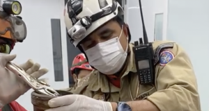 Açougueiro perde mão em acidente de trabalho em supermercado de Manaus Açougueiro perde mão em acidente de trabalho em supermercado de Manaus