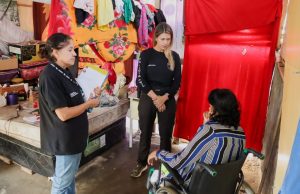 Após ser abandonada pelos filhos, idosa cadeirante é resgatada em ManausA delegada destacou que o abandono de idosos é crime e que os responsáveis poderão responder por isso. Após ser abandonada pelos filhos, idosa cadeirante é resgatada em Manaus