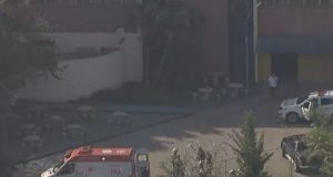 Ataque em Escola Estadual de SP deixa uma aluna morta e três feridosUm aluno entrou na escola armado e começou a atirar contra os alunos. Ataque em Escola Estadual de SP deixa uma aluna morta e três feridos