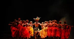 Balé Folclórico do Amazonas estreia novo espetáculo no Teatro Amazonas O corpo artístico apresenta “Lendas” nos dias 17 e 18/10, com entrada gratuita. Balé Folclórico do Amazonas estreia novo espetáculo no Teatro Amazonas