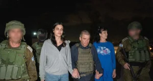 Duas mulheres Norte-americanas são soltas pelo HamasMãe e filha foram liberadas nesta sexta-feira (20/10). Duas mulheres Norte-americanas são soltas pelo Hamas