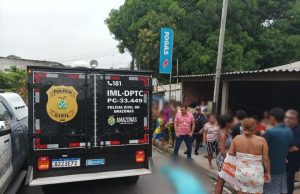 Homem trans e adolescente são executados em Manaus Homem trans e adolescente são executados em Manaus