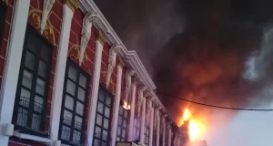 Incêndio em boate na Espanha deixa 13 mortos e 4 feridos Incêndio em boate na Espanha deixa 13 mortos e 4 feridos
