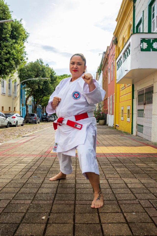 Investigadora da Polícia Civil é homenageada em livro na Alemanha