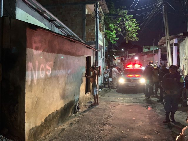 Jovem é executado a tiros dentro de casa em Manaus