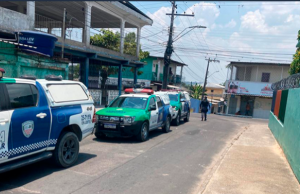 Jovem é presa por tentativa de homicídio contra irmã em ManausO crime ocorreu no bairro Coroado, zona leste da cidade. Jovem é presa por tentativa de homicídio contra irmã em Manaus