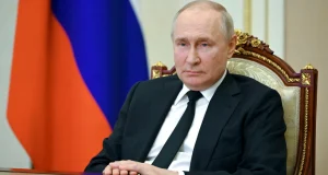 Putin anuncia teste bem-sucedido de míssil nuclear experimental A declaração de Putin aumenta as preocupações. Putin anuncia teste bem-sucedido de míssil nuclear experimental