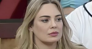 Rachel Sheherazade é expulsa de ” A Fazenda 2023″ após briga com Jenny MirandaSegundo o comunicado, Rachel foi expulsa por infringir uma das regras do reality. Rachel Sheherazade é expulsa de A Fazenda 2023 após briga com Jenny Miranda