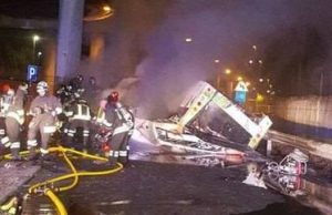 Vídeo: ônibus com turistas cai de uma ponte em Veneza e deixa 21 mortosOutras 12 pessoas ficaram feridas e quatro estão desaparecidas. Vídeo: ônibus com turistas cai de ponte em Veneza e deixa 21 mortos