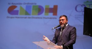 Wilson Lima assina Pacto pela Consciência Vacinal e destaca desafios para distribuição de imunizantes no AMObjetivo do pacto é conscientizar a população sobre a importância da vacinação para a prevenção de doenças. Wilson Lima assina Pacto pela Consciência Vacinal e destaca desafios para distribuição de imunizantes no AM
