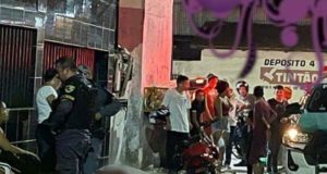 Em Manaus, venezuelano é executado com tiros na cabeçaA vítima tentou fugir, mas foi atingido por vários tiros. Em Manaus, venezuelano é executado com tiros na cabeça