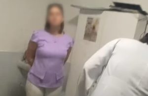 Esposa de médico agride paciente durante exame ginecológicoDe acordo com ela, a primeira consulta foi tranquila, com a presença da auxiliar do médico. Esposa de médico agride paciente durante exame ginecológico