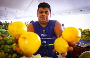 Feira da ADS na Expoagro: oportunidade de comprar produtos regionais frescosFeira da ADS terá uma edição especial durante a 45ª Exposição Agropecuária do Amazonas (Expoagro). Feira da ADS na Expoagro: oportunidade de comprar produtos regionais frescos