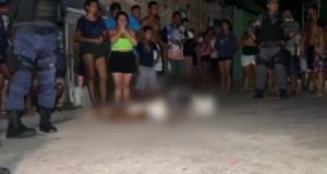 Jovem é executado a tiros em frente de casa na zona oeste de ManausHomem foi abordado por criminosos em moto e morto com vários disparos. Jovem é executado a tiros em frente de casa na zona oeste de Manaus
