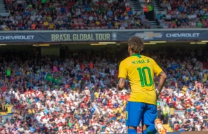 Romário: Brasil precisa atacar a Argentina com inteligência e jogar para Neymar Romário: Brasil precisa atacar a Argentina com inteligência e jogar para Neymar