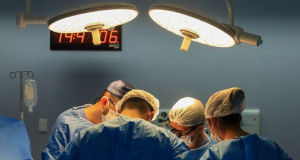 ‘A minha vitória chegou’, diz paciente que recebeu rim do marido no 45º transplante renal do ano realizado pelo Governo do AmazonasO último transplante de 2023 foi realizado no Hospital Delphina Aziz, unidade vinculada à Secretaria de Estado de Saúde do Amazonas. ‘A minha vitória chegou’, diz paciente que recebeu rim do marido no 45º transplante renal do ano realizado pelo Governo do Amazonas