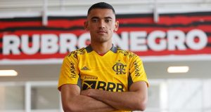 Botafogo interessado em Santos, do FlamengoOs agentes de Santos irão ao Rio de Janeiro nesta semana para debater com o Flamengo o futuro do jogador. Botafogo interessado em Santos, do Flamengo
