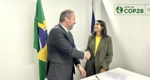 Brasil e Reino Unido firmam acordo para desenvolver hidrogênio de baixo carbonoParceria prevê cooperação em pesquisa, regulamentação e investimento. Brasil e Reino Unido firmam acordo para desenvolver hidrogênio de baixo carbono