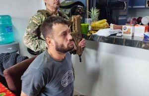 Conheça a identidade de R7, brasileiro detido sob suspeita de ser o principal traficante de armas associado ao PCC Conheça a identidade de R7, brasileiro detido sob suspeita de ser o principal traficante de armas associado ao PCC