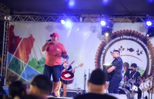 Governo do Estado destaca shows regionais e nacionais da 45ª Expoagro AmazonasCom entrada gratuita, o evento contará com as atrações nacionais Roberta Miranda, Os Menotti, Marcos e Belutti e Batista Lima. Governo do Estado destaca shows regionais e nacionais da 45ª Expoagro Amazonas