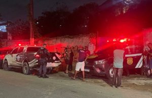 Homem é encontrado morto em terreno no Coroado; polícia investigaO corpo foi encontrado por moradores da região. Homem é encontrado morto em terreno no Coroado; polícia investiga