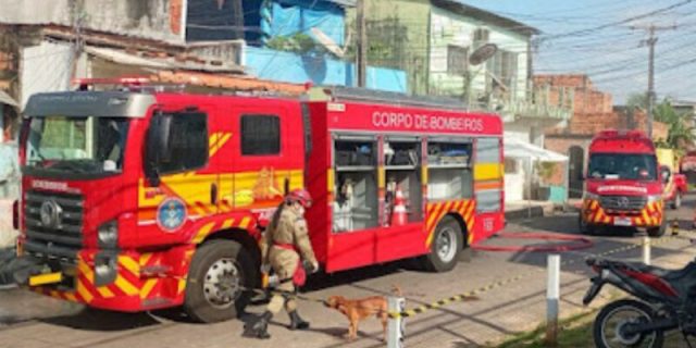 Incêndio em casa na zona Sul de Manaus é controlado pelo Corpo de Bombeiros