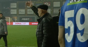 Istanbulspor protesta contra arbitragem e abandona campo Istanbulspor protesta contra arbitragem e abandona campo