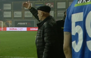 Istanbulspor protesta contra arbitragem e abandona campo Istanbulspor protesta contra arbitragem e abandona campo