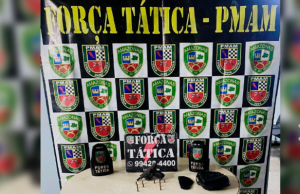 Polícia Militar apreende arma de fogo e munições na zona leste de ManausArma foi encontrada após denúncia anônima de homem armado em beco do bairro Jorge Teixeira. Polícia Militar apreende arma de fogo e munições na zona leste de Manaus