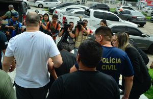 Polícia prende suspeito de planejar sequestro de gerente de rede de hotéis em Manaus Polícia prende suspeito de planejar sequestro de gerente de rede de hotéis em Manaus