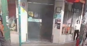 Princípio de incêndio atinge drogaria no Centro de Manaus Princípio de incêndio atinge drogaria no Centro de Manaus