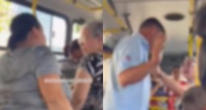 Vídeo: idosas brigam por causa de sombrinha em ônibus Vídeo: idosas brigam por causa de sombrinha em ônibus