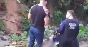 Cabeça humana é encontrada em matagal na zona norte de ManausMoradores acionaram a polícia após encontrarem a parte do corpo. Cabeça humana é encontrada em matagal na zona Norte de Manaus