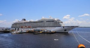 Cruzeiro Viking Ocean impulsiona a economia local com 2.276 turistas em Manaus e Parintins Cruzeiro Viking Ocean impulsiona a economia local com 2.276 turistas em Manaus e Parintins