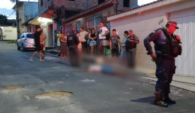 Homem é morto a tiros após esfaquear desafeto em Manaus