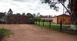 Homem morre e outros cinco são internados após suspeita de intoxicação alimentar em festa de confraternizaçãoCaso aconteceu após confraternização de empresa na noite de sábado (13). Homem morre e outros cinco são internados após suspeita de intoxicação alimentar em festa de confraternização