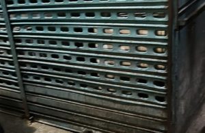 Mototaxista é vítima de ataque a tiros na área da Manaus Moderna Mototaxista é vítima de ataque a tiros na área da Manaus Moderna