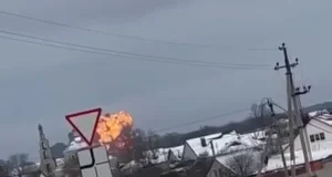 Vídeo: avião militar russo cai e deixa 74 mortos, incluindo 65 prisioneiros ucranianos Vídeo: avião militar russo cai e deixa 74 mortos, incluindo 65 prisioneiros ucranianos