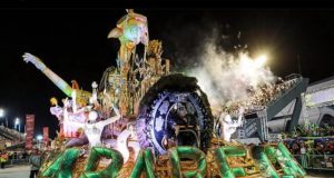 A Saga da Família Cidade: Aparecida conquista o tricampeonato do Carnaval de Manaus A Saga da Família Cidade: Aparecida conquista o tricampeonato do Carnaval de Manaus
