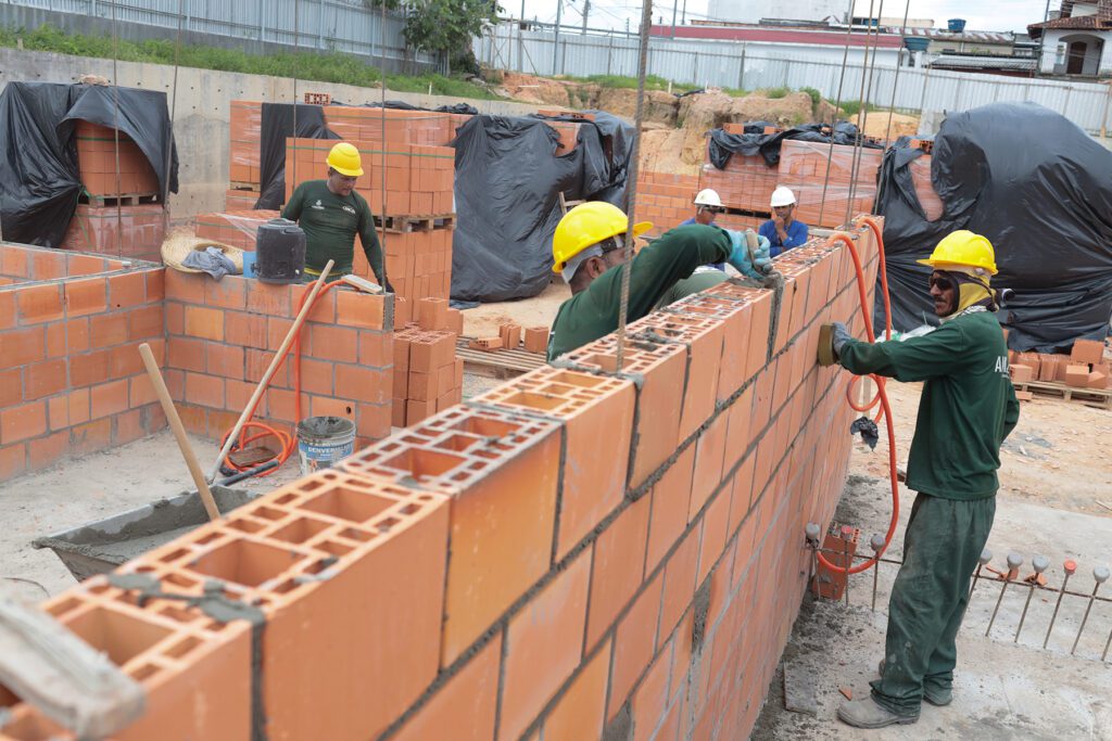 Avanço das obras do Prosamin+ surpreende BID