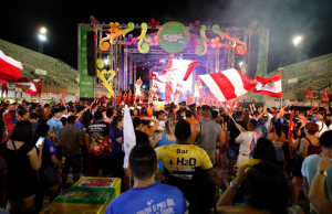 Carnaval na Floresta: Carnaboi traz mais de 30 artistas do Caprichoso e Garantido se revezando em dois dias de festaOs esquentas serão de 5 a 7 de fevereiro, e o Carnaboi que celebra o circuito de artistas bovinos, nos dias 9 e 10. Programação gratuita. Carnaval na Floresta: Carnaboi traz mais de 30 artistas do Caprichoso e Garantido se revezando em dois dias de festa