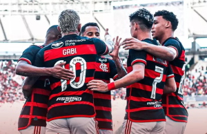Flamengo domina o Volta Redonda e assume o segundo lugar no Carioca Flamengo domina o Volta Redonda e assume o segundo lugar no Carioca