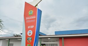 Foragido da justiça é recapturado pela PMAM na zona norte de Manaus Foragido da justiça é recapturado pela PMAM na zona norte de Manaus