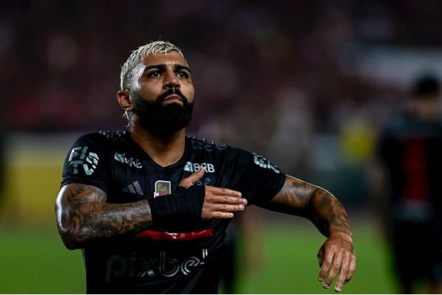 Gabigol volta a marcar e Flamengo vence Sampaio Corrêa