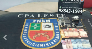 Homem é preso com drogas pela PMAM na zona leste de Manaus Homem é preso com drogas pela PMAM na zona Leste de Manaus