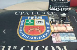 Homem é preso com drogas pela PMAM na zona leste de Manaus Homem é preso com drogas pela PMAM na zona Leste de Manaus