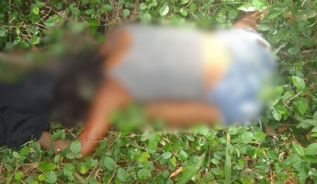 Mulher reage a assalto e é morta a tiros na frente do marido no Amazonas Mulher reage a assalto e é morta a tiros na frente do marido no Amazonas